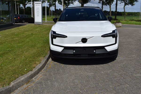 Volvo EX30 Single Motor Extended Range Plus 69 kWh | H&k | ACC | BLIS | Camera | Stoelverwarming | 19"LMV