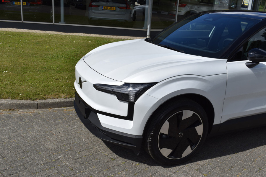 Volvo EX30 Single Motor Extended Range Plus 69 kWh | H&k | ACC | BLIS | Camera | Stoelverwarming | 19"LMV