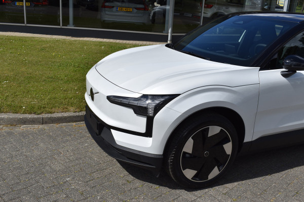 Volvo EX30 Single Motor Extended Range Plus 69 kWh | H&k | ACC | BLIS | Camera | Stoelverwarming | 19"LMV