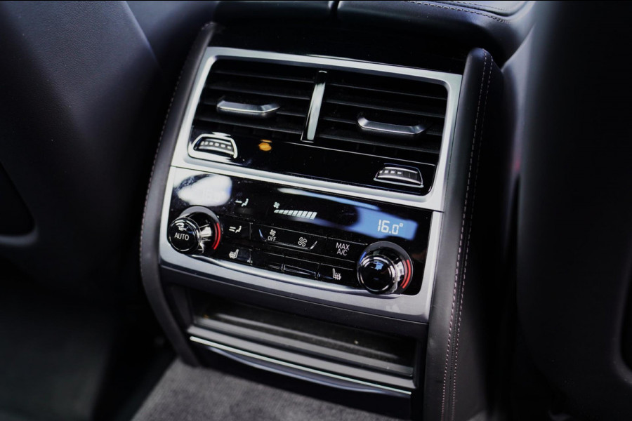 BMW 7 Serie M760Li xDrive High Executive | Massage | TV | Koelbox | HuD | BMW Drive Assisted | 360 cam | Stoelkoeling | Bowers |