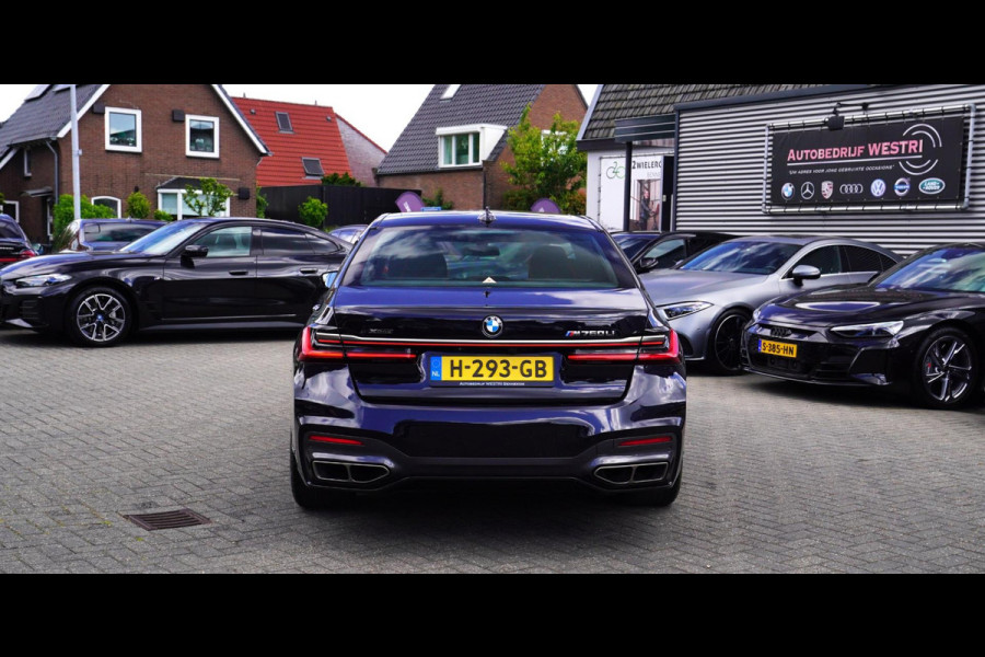 BMW 7 Serie M760Li xDrive High Executive | Massage | TV | Koelbox | HuD | BMW Drive Assisted | 360 cam | Stoelkoeling | Bowers |