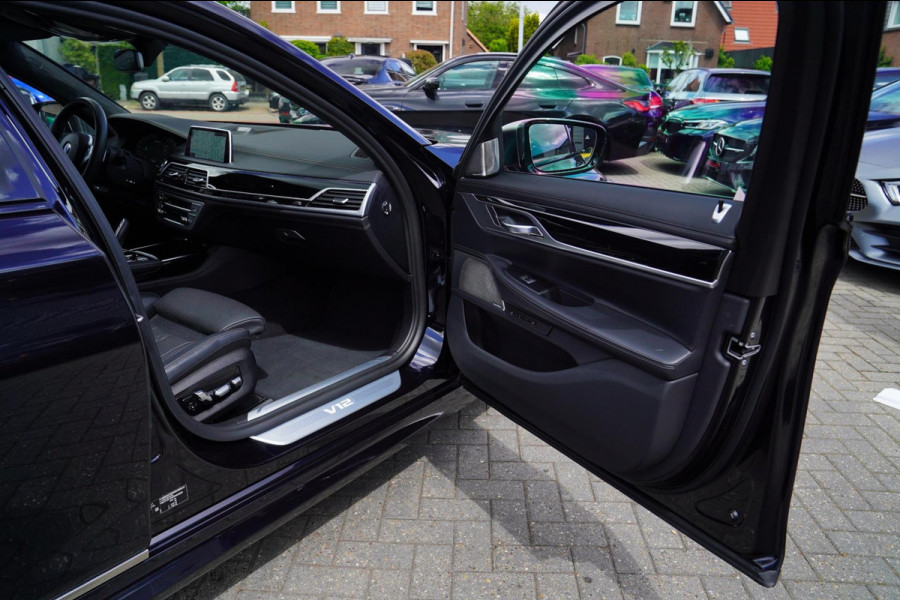 BMW 7 Serie M760Li xDrive High Executive | Massage | TV | Koelbox | HuD | BMW Drive Assisted | 360 cam | Stoelkoeling | Bowers |
