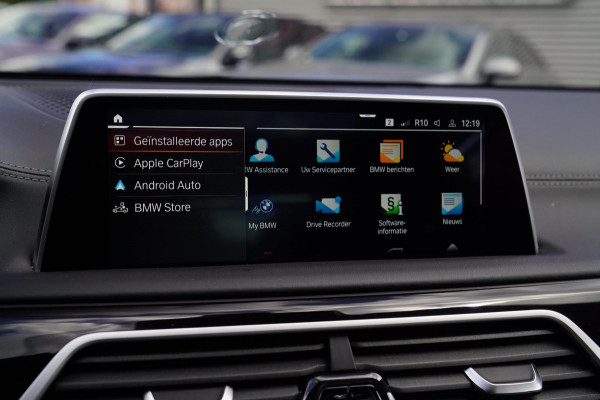 BMW 7 Serie M760Li xDrive High Executive | Massage | TV | Koelbox | HuD | BMW Drive Assisted | 360 cam | Stoelkoeling | Bowers |