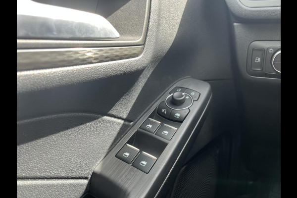Ford Kuga 2.5 PHEV Titanium | Adaptive cruise control | Head up Display | Winter Pack | Privacy glass | Garantie tot februari 2029 max. 100.000 KM | 2.100 kg trekgewicht