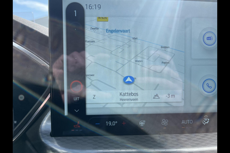 Ford Kuga 2.5 PHEV Titanium | Adaptive cruise control | Head up Display | Winter Pack | Privacy glass | Garantie tot februari 2029 max. 100.000 KM | 2.100 kg trekgewicht