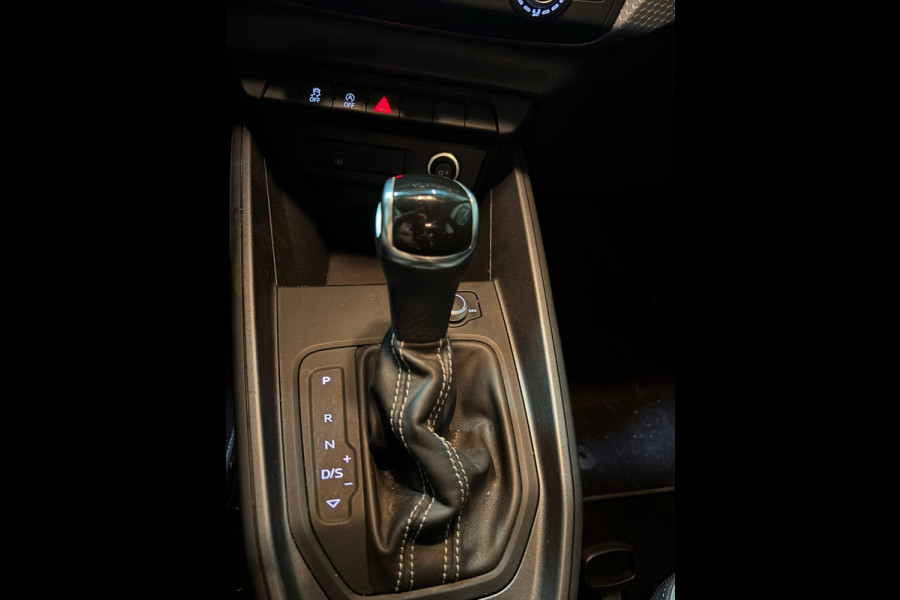 Audi A1 SPORTBACK 25 TFSI S line automaat