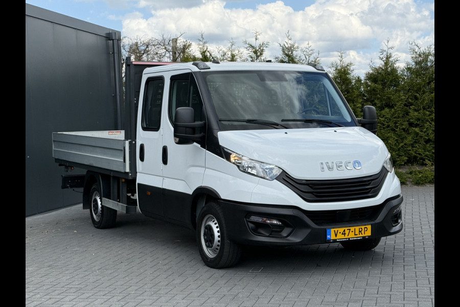 Iveco Daily 35S14 2.3 D / PICK UP MET LANGE BAK / 7 PERSOONS DUBBELE CABINE / 10.360 KM / AIRCO / CRUISE / NAVI / 3.5 TONS TREKHAAK