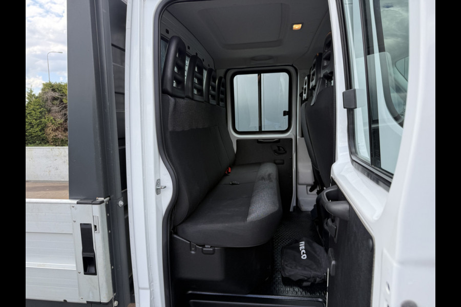 Iveco Daily 35S14 2.3 D / PICK UP MET LANGE BAK / 7 PERSOONS DUBBELE CABINE / 10.360 KM / AIRCO / CRUISE / NAVI / 3.5 TONS TREKHAAK