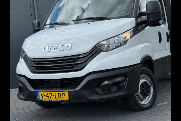 Iveco Daily 35S14 2.3 D / PICK UP MET LANGE BAK / 7 PERSOONS DUBBELE CABINE / 10.360 KM / AIRCO / CRUISE / NAVI / 3.5 TONS TREKHAAK