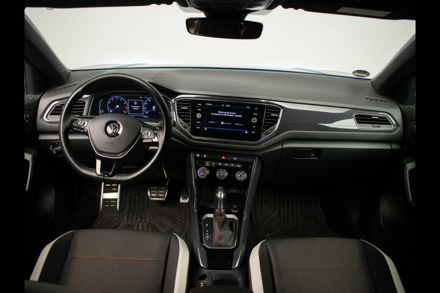 Volkswagen T-Roc 1.5 TSI Sport (APPLE CARPLAY,NAVI,LED,XENON,DIGITALE DASH,STOELVERWARMING,PDC,CRUISE,CLIMATE,NETTESTAAT))