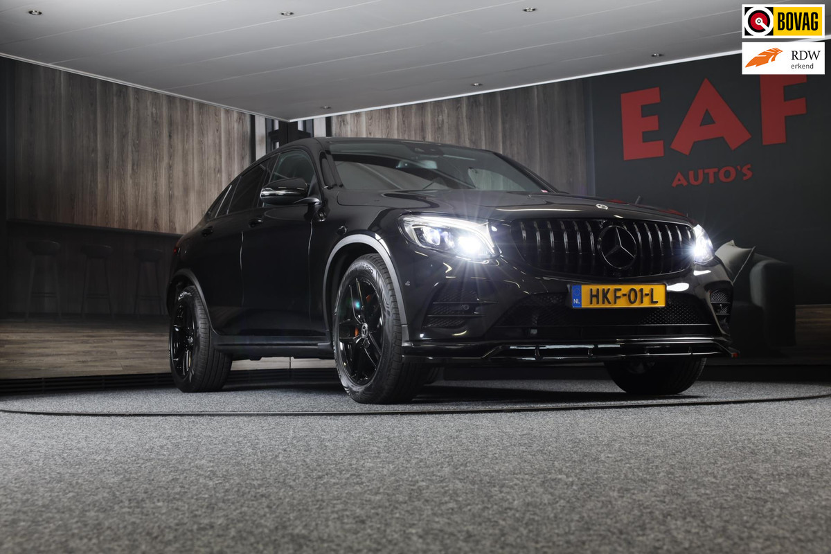 Mercedes-Benz GLC Coupé 250 4MATIC AMG 63 Look / AUT / Open Dak / Dode Hoek / Cruise Control / Camera / Pdc / Xenon / 19 In Mercedes-Benz GLC Coupé 250 4MATIC AMG 63 Look / AUT / Open Dak / Dode Hoek / Cruise Control / Camera / Pdc / Xenon / 19 In
