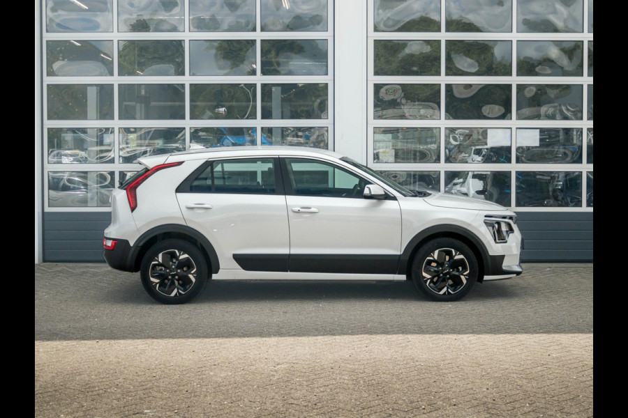 Kia Niro EV Light Edition 64.8 kWh | Navigatie | Achteruitrijcamera | Airco | Cruise control Adaptieve |