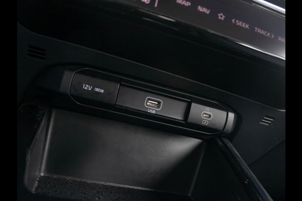 Kia Niro EV Light Edition 64.8 kWh | Navigatie | Achteruitrijcamera | Airco | Cruise control Adaptieve |
