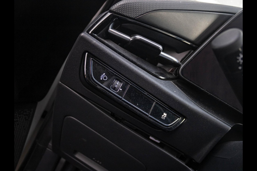 Kia Niro EV Light Edition 64.8 kWh | Navigatie | Achteruitrijcamera | Airco | Cruise control Adaptieve |