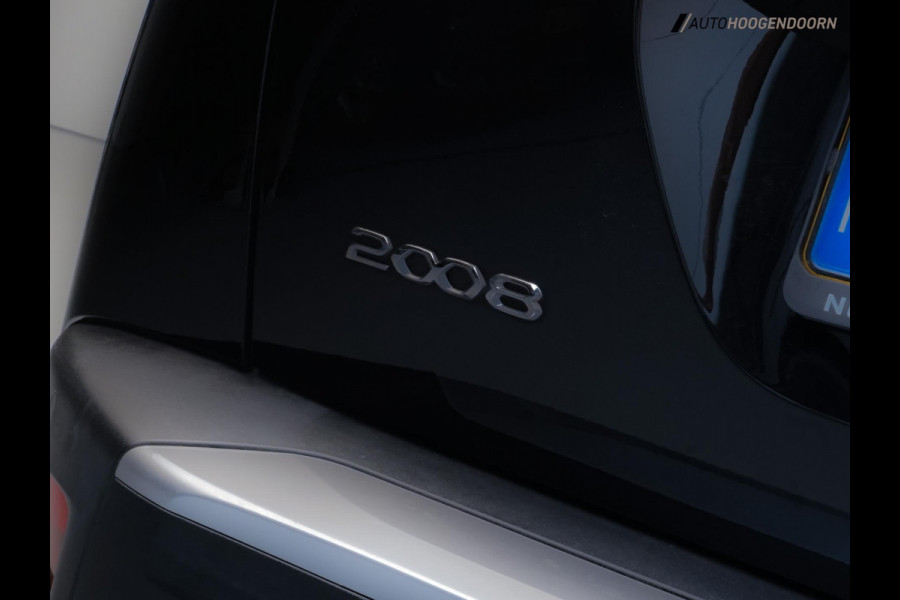 Peugeot 2008 1.2 PureTech Allure Pack (APPLE CARPLAY,LED VERLICHTING,CAMERA,CLIMATE,CRUISE,SPORTSTOELEN,LM-VELGEN,TOPCONDITIE)