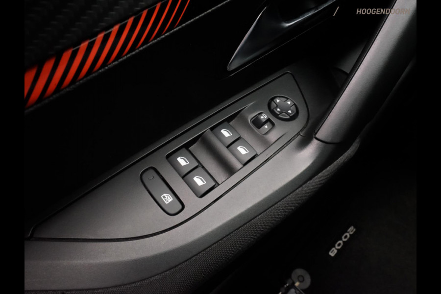 Peugeot 2008 1.2 PureTech Allure Pack (APPLE CARPLAY,LED VERLICHTING,CAMERA,CLIMATE,CRUISE,SPORTSTOELEN,LM-VELGEN,TOPCONDITIE)