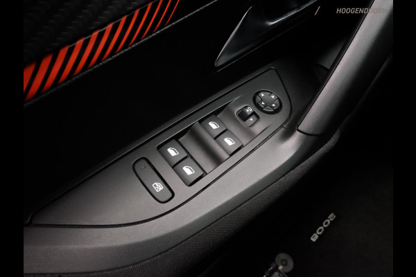 Peugeot 2008 1.2 PureTech Allure Pack (APPLE CARPLAY,LED VERLICHTING,CAMERA,CLIMATE,CRUISE,SPORTSTOELEN,LM-VELGEN,TOPCONDITIE)