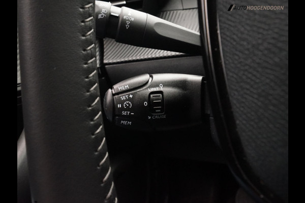 Peugeot 2008 1.2 PureTech Allure Pack (APPLE CARPLAY,LED VERLICHTING,CAMERA,CLIMATE,CRUISE,SPORTSTOELEN,LM-VELGEN,TOPCONDITIE)