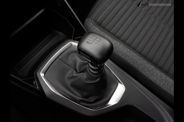 Peugeot 2008 1.2 PureTech Allure Pack (APPLE CARPLAY,LED VERLICHTING,CAMERA,CLIMATE,CRUISE,SPORTSTOELEN,LM-VELGEN,TOPCONDITIE)