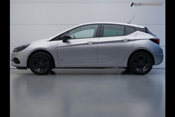 Opel Astra 1.2 Design & Tech (APPLE CARPLAY,LED,DODEHOEK,CAMERA,PARKEERSENSOR,COMFORT-STOELEN,LEDER,ADAPTIVE CRUISE,LM-VELGEN)