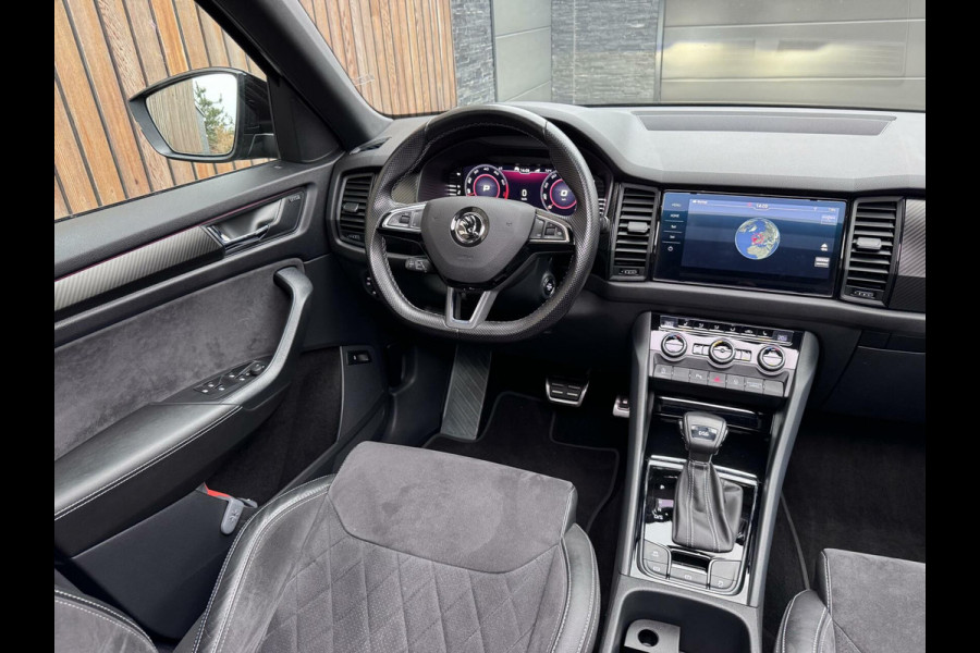 Škoda Kodiaq 1.5 TSI Sportline 7-persoons Automaat | Panoramadak | LED verlichting | Adaptieve cruise control | Elektrisch bedienbare voorsto