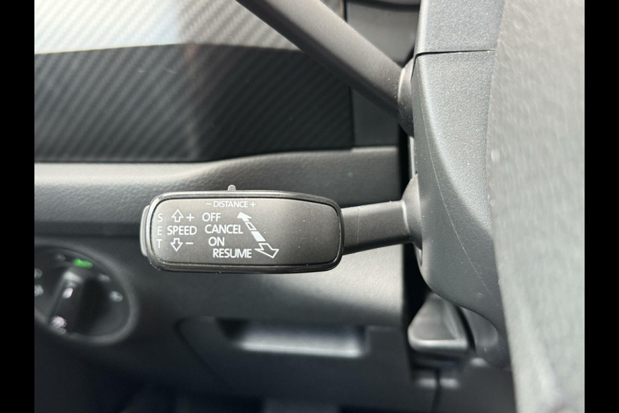 Škoda Kodiaq 1.5 TSI Sportline 7-persoons Automaat | Panoramadak | LED verlichting | Adaptieve cruise control | Elektrisch bedienbare voorsto