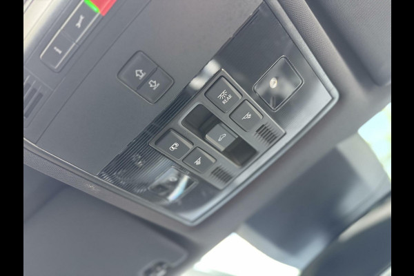 Škoda Kodiaq 1.5 TSI Sportline 7-persoons Automaat | Panoramadak | LED verlichting | Adaptieve cruise control | Elektrisch bedienbare voorsto