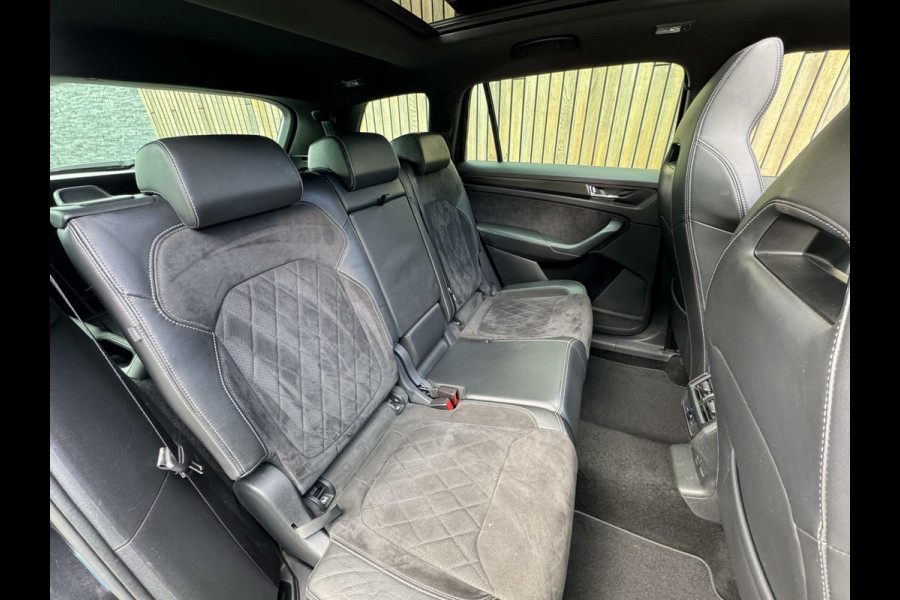 Škoda Kodiaq 1.5 TSI Sportline 7-persoons Automaat | Panoramadak | LED verlichting | Adaptieve cruise control | Elektrisch bedienbare voorsto
