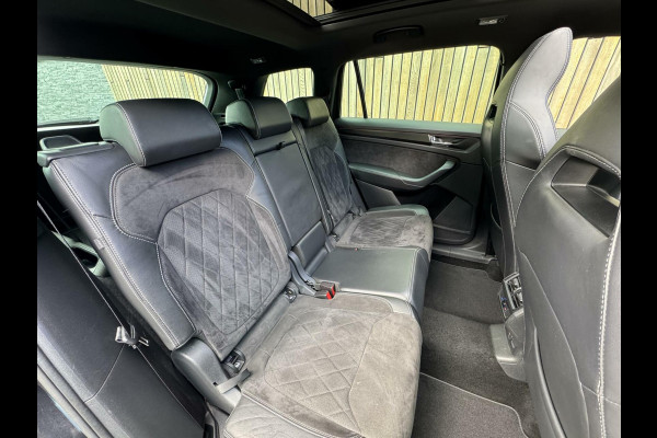 Škoda Kodiaq 1.5 TSI Sportline 7-persoons Automaat | Panoramadak | LED verlichting | Adaptieve cruise control | Elektrisch bedienbare voorsto