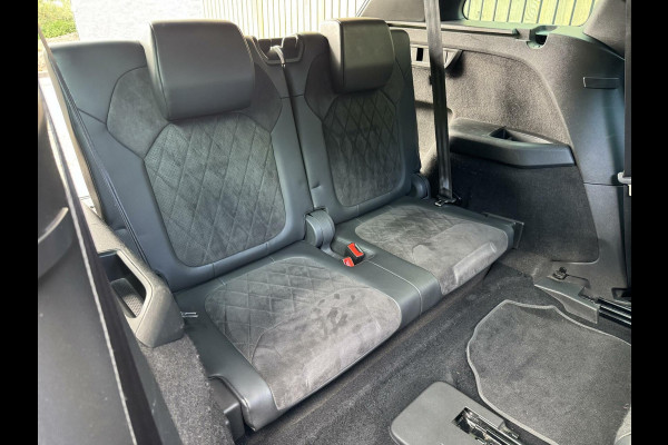 Škoda Kodiaq 1.5 TSI Sportline 7-persoons Automaat | Panoramadak | LED verlichting | Adaptieve cruise control | Elektrisch bedienbare voorsto