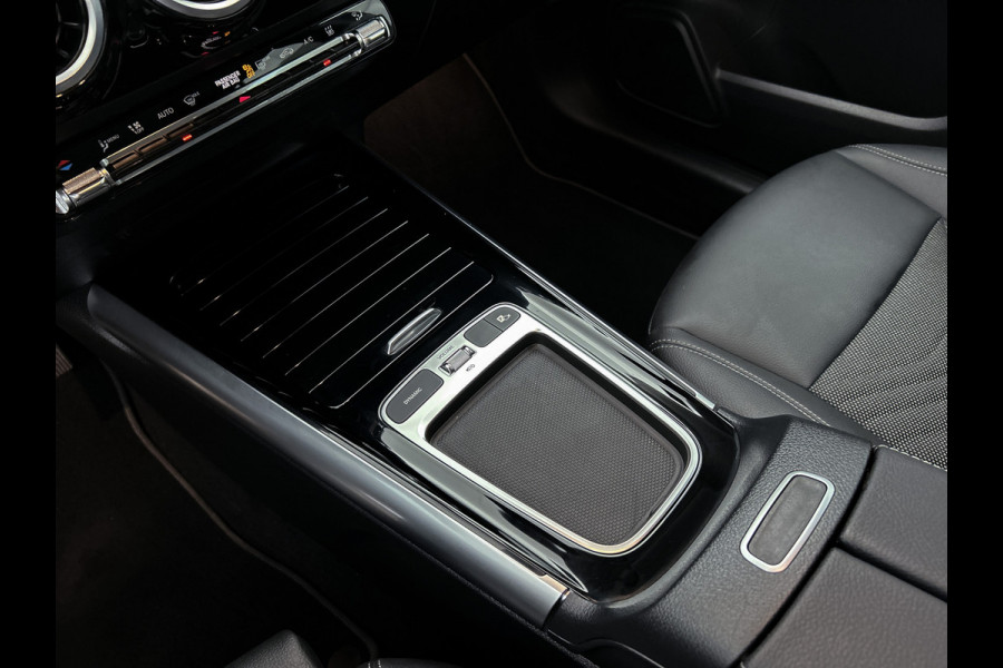 Mercedes-Benz B-Klasse 250 e Business Line Lichtmetalen velgen MBUX wide screen | Navigatie | Parking support | met camera achter | Inclusief 24 maanden Mercedes-Benz Certified garantie voor Europa.
