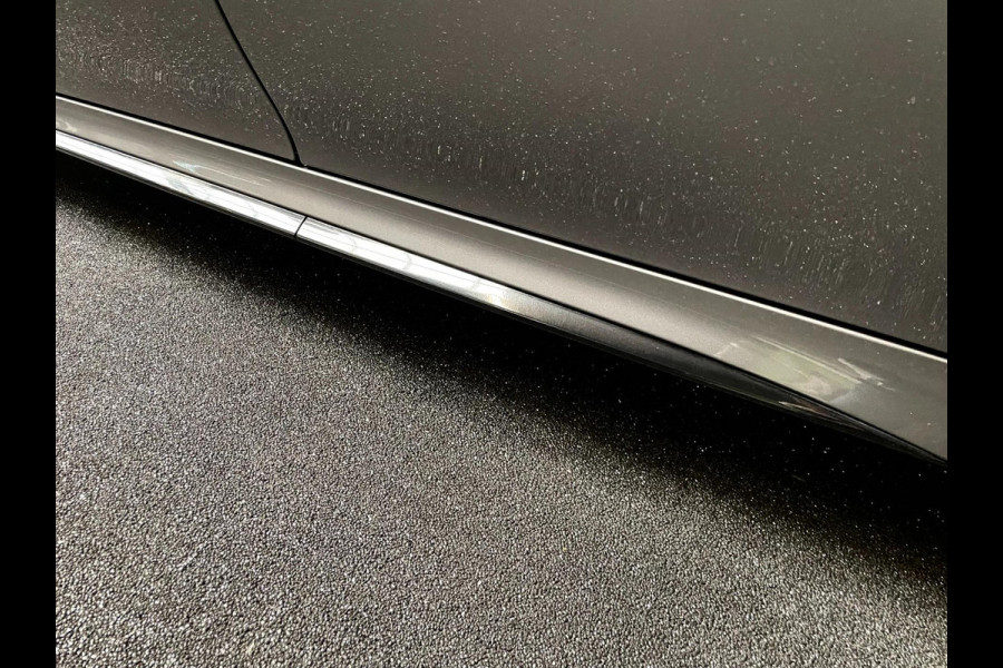 Mercedes-Benz CLA-Klasse AMG 35 4MATIC Premium Plus PANO