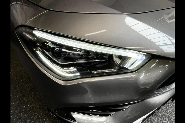 Mercedes-Benz CLA-Klasse AMG 35 4MATIC Premium Plus PANO