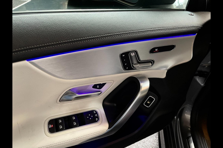 Mercedes-Benz CLA-Klasse AMG 35 4MATIC Premium Plus PANO