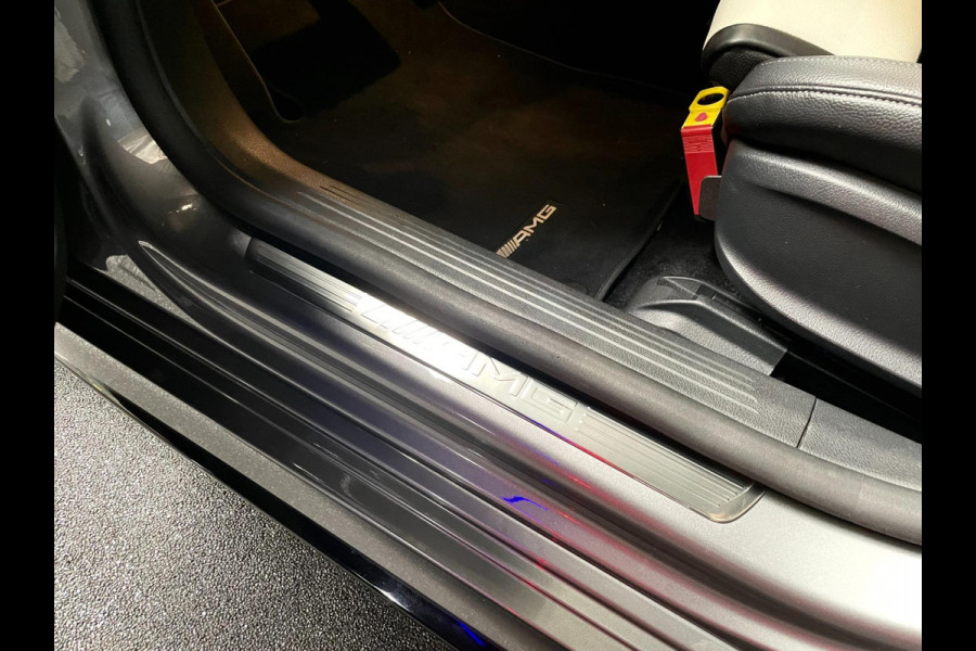 Mercedes-Benz CLA-Klasse AMG 35 4MATIC Premium Plus PANO