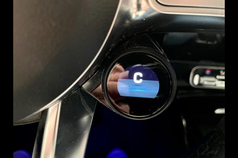 Mercedes-Benz CLA-Klasse AMG 35 4MATIC Premium Plus PANO