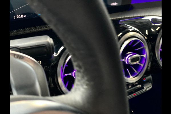 Mercedes-Benz CLA-Klasse AMG 35 4MATIC Premium Plus PANO