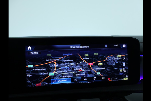 Mercedes-Benz CLA-Klasse 200 Business Solution AMG | AMG Line | Night Pakket | Sfeerverlichting | Achteruitrijcamera | LED koplampen | Inclusief 24 maanden MB Certified garantie voor Europa.