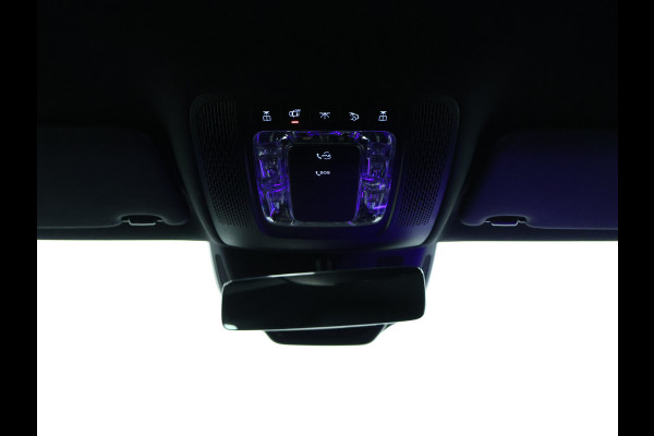 Mercedes-Benz CLA-Klasse 200 Business Solution AMG | AMG Line | Night Pakket | Sfeerverlichting | Achteruitrijcamera | LED koplampen | Inclusief 24 maanden MB Certified garantie voor Europa.