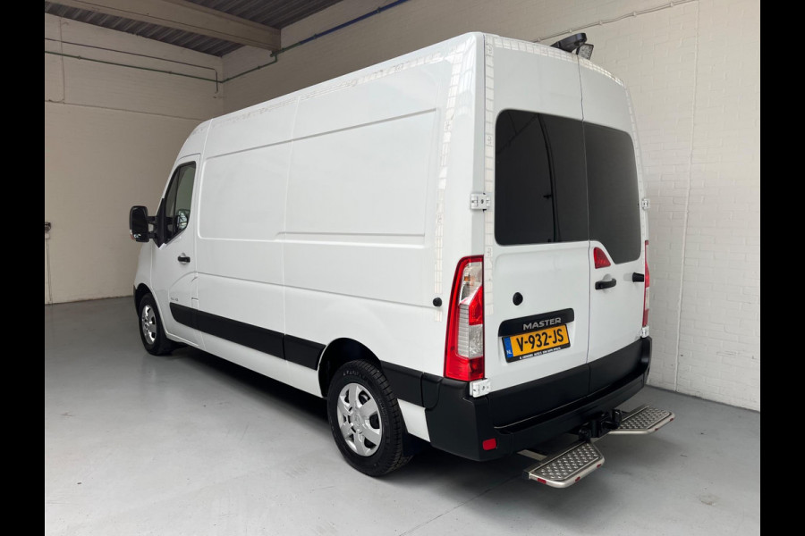 Renault Master Servicewagen T35 2.3 dCi 145pk euro6 L2H2 BOTT Inrichting, Victron omvormer, Standkachel, Trekhaak, RIJKLAARPRIJS!