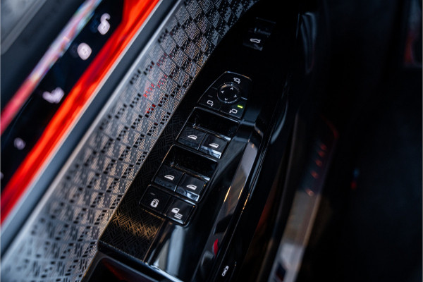 BMW 7 Serie M760e xDrive - M Sport | Sky Lounge | B&W | Massage