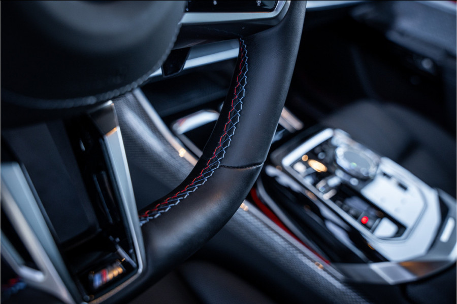 BMW 7 Serie M760e xDrive - M Sport | Sky Lounge | B&W | Massage