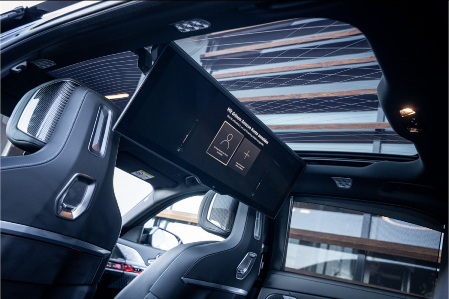 BMW 7 Serie M760e xDrive - M Sport | Sky Lounge | B&W | Massage