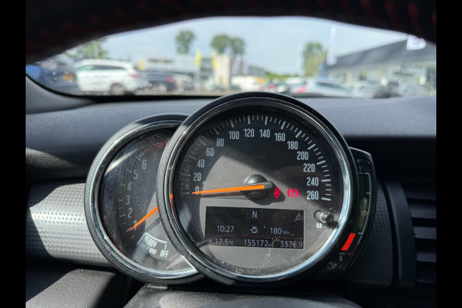 MINI Mini 1.5 Cooper Panorama Navigatie PDC 5 deurs Leer 136 PK