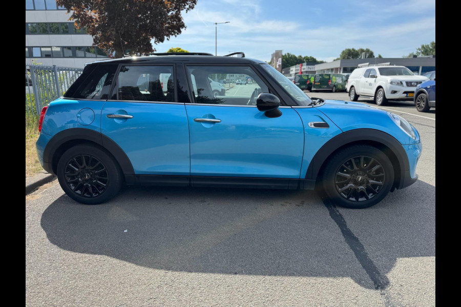 MINI Mini 1.5 Cooper Panorama Navigatie PDC 5 deurs Leer 136 PK