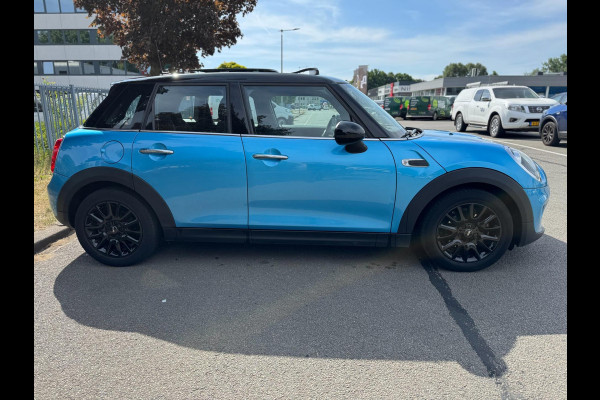 MINI Mini 1.5 Cooper Panorama Navigatie PDC 5 deurs Leer 136 PK