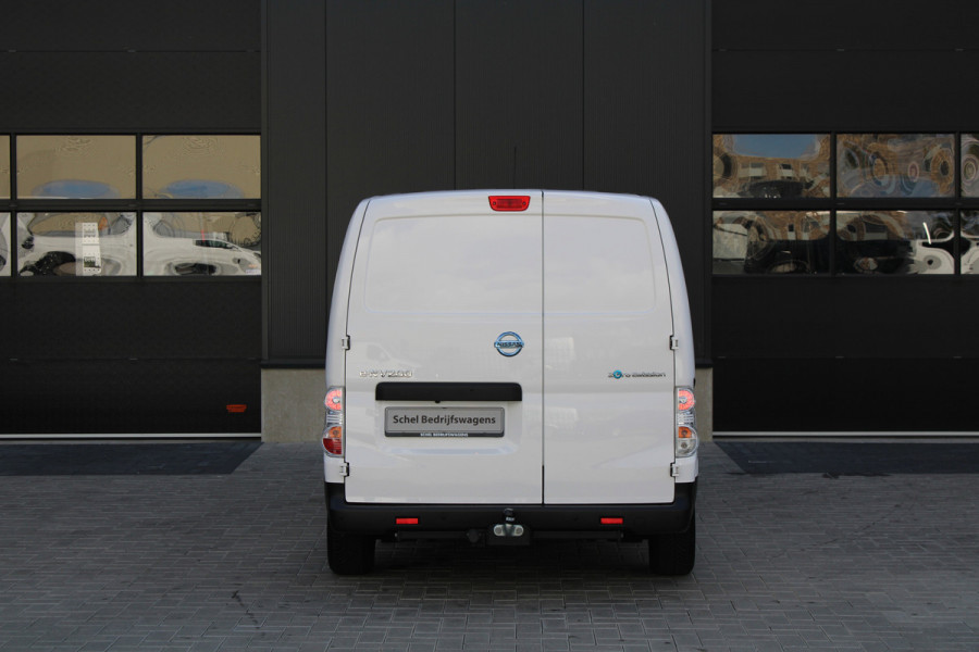 Nissan E-NV200 Visia 40 kWh 109pk - Inbouwkast - Keyless - Carplay - Android - Trekhaak - Camera - Rijklaar
