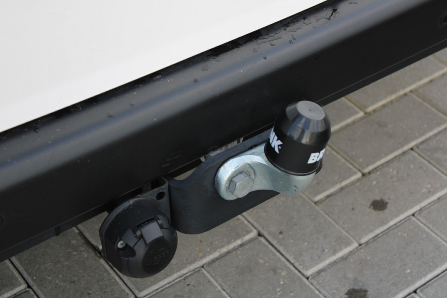 Nissan E-NV200 Visia 40 kWh 109pk - Inbouwkast - Keyless - Carplay - Android - Trekhaak - Camera - Rijklaar