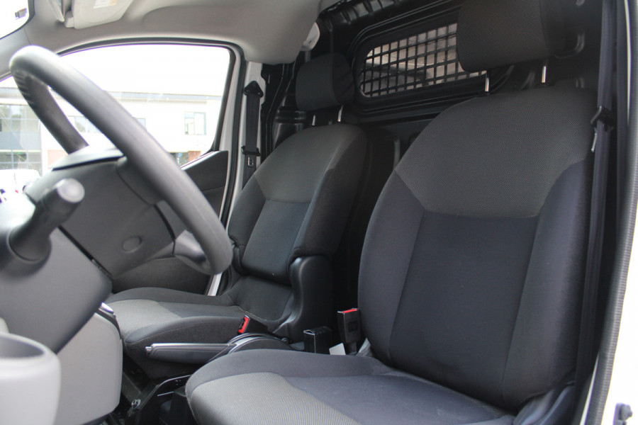 Nissan E-NV200 Visia 40 kWh 109pk - Inbouwkast - Keyless - Carplay - Android - Trekhaak - Camera - Rijklaar