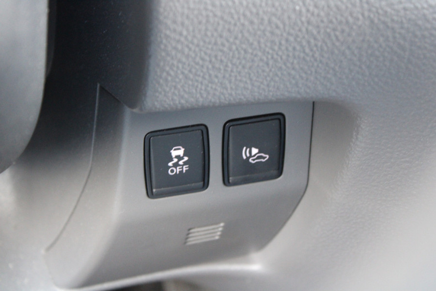 Nissan E-NV200 Visia 40 kWh 109pk - Inbouwkast - Keyless - Carplay - Android - Trekhaak - Camera - Rijklaar